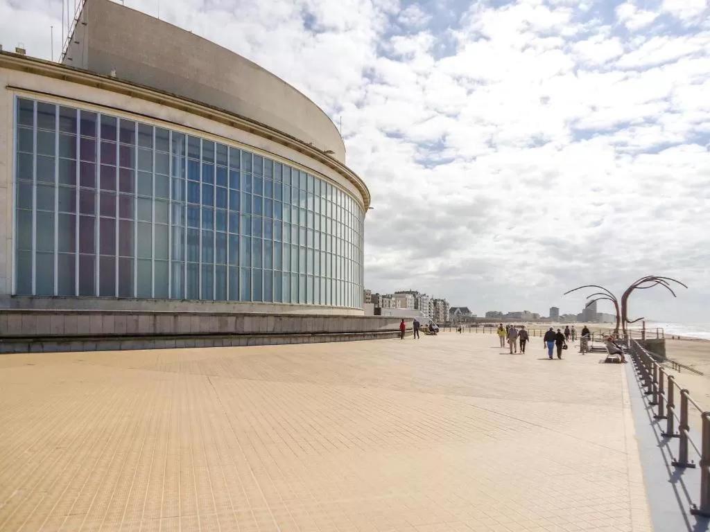 Luxury Apartment With Free Parking Ostend Exterior photo